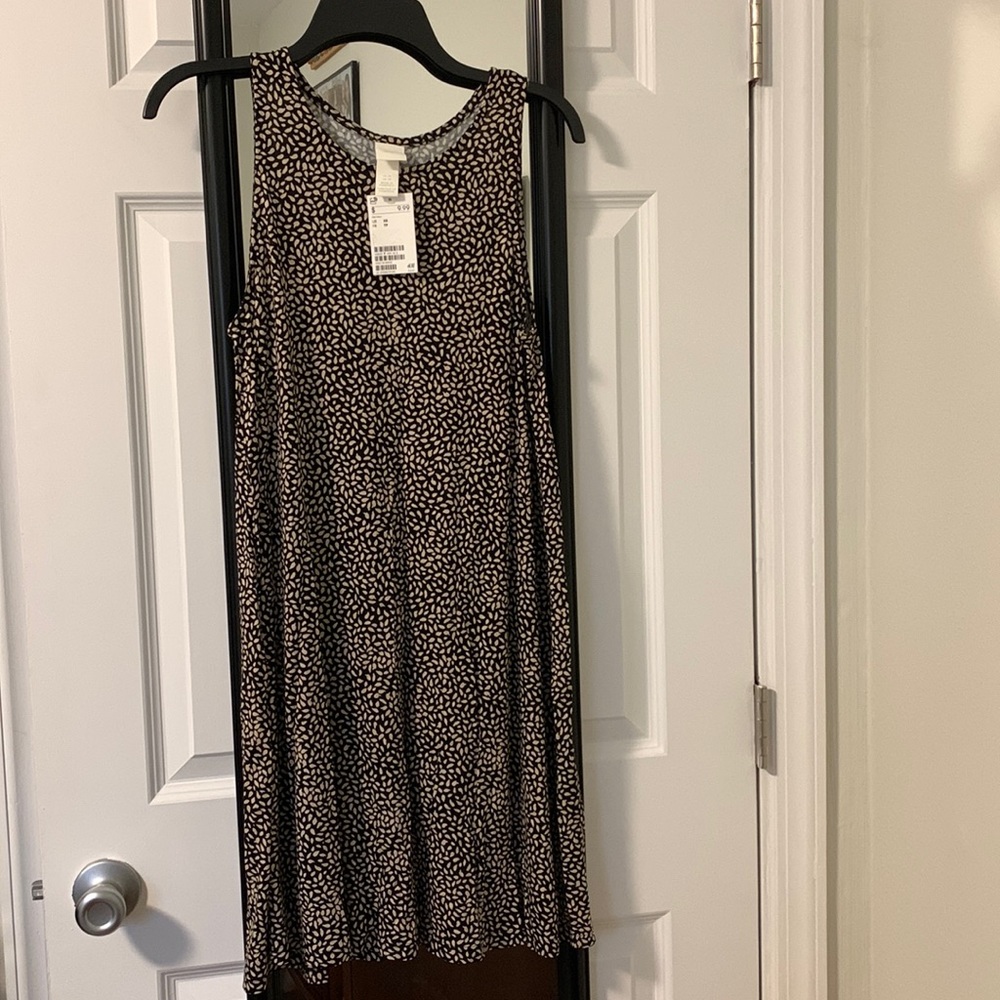 H&M Sleeveless Black and Tan T-Shirt Dress